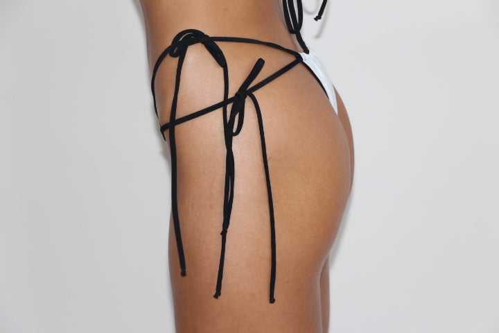 SIREN NOT SO BASIC BIKINI BLACK AND WHITE REVERSIBLE (BOTTOM)